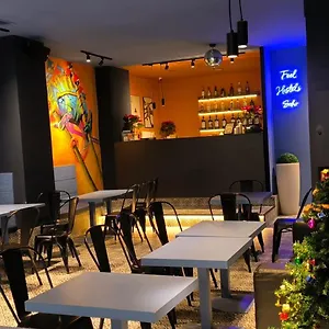 feel-hostels-soho-malaga.1costadelsol.com/